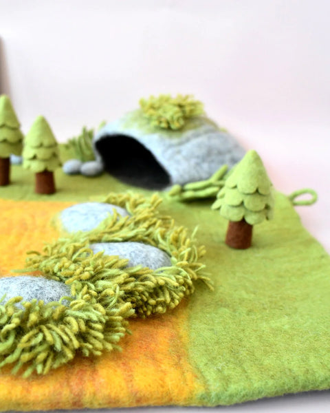 Tara Treasures - The Gruffalo Play Set with Book by Julia Donaldson Very limited stock.