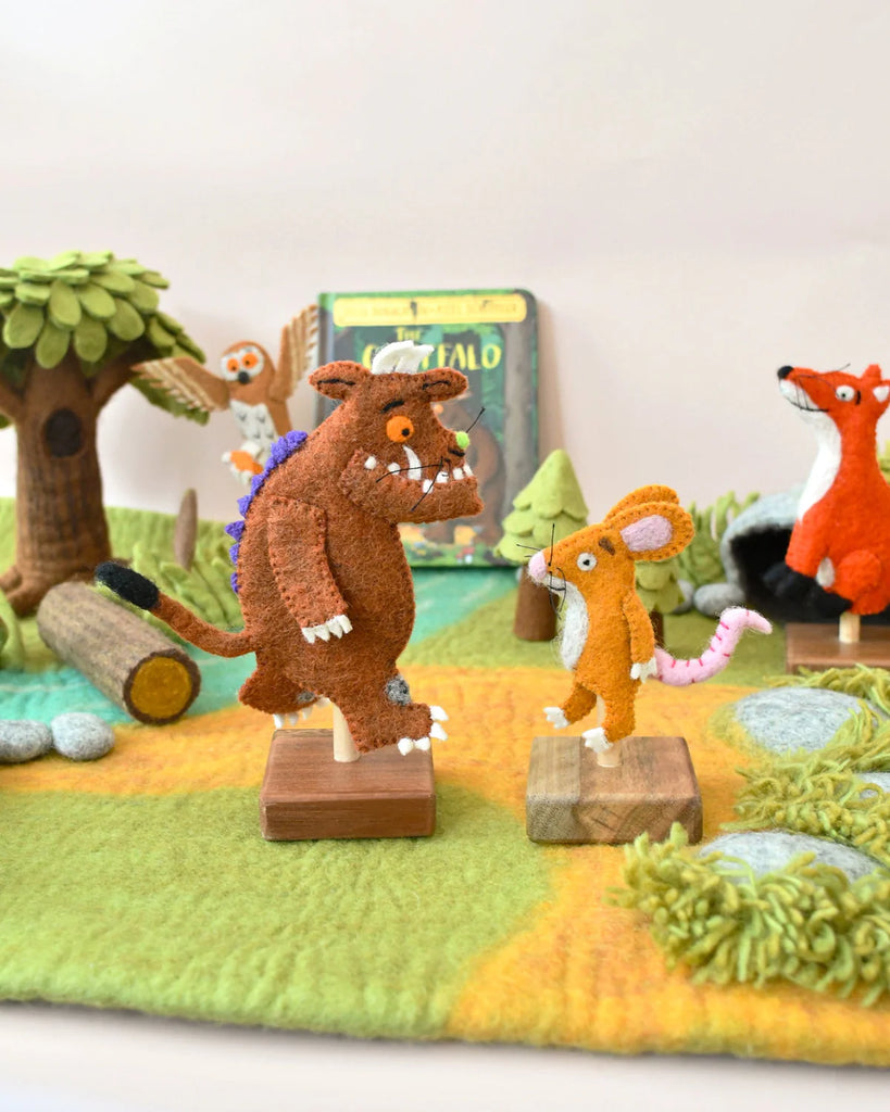 Tara Treasures - The Gruffalo Play Set with Book by Julia Donaldson Very limited stock.