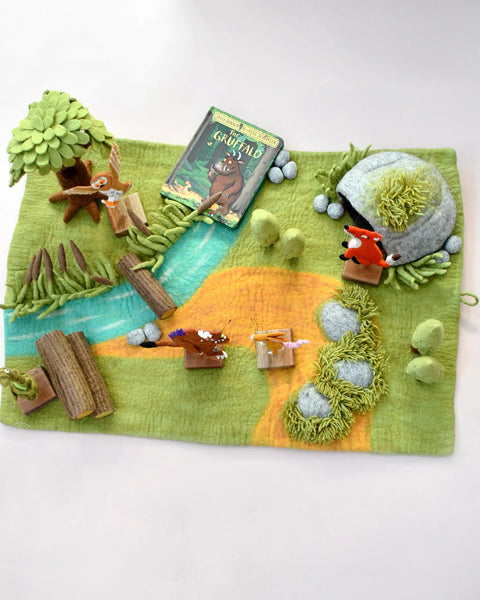 Tara Treasures - The Gruffalo Play Set with Book by Julia Donaldson Very limited stock.