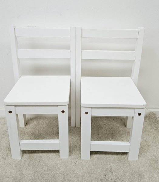 Stacking Chairs set of 2 Available in Natural or White
